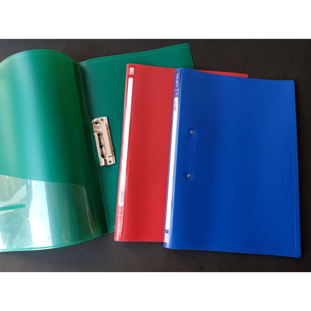 

Map Penjepit plastik warna 8115