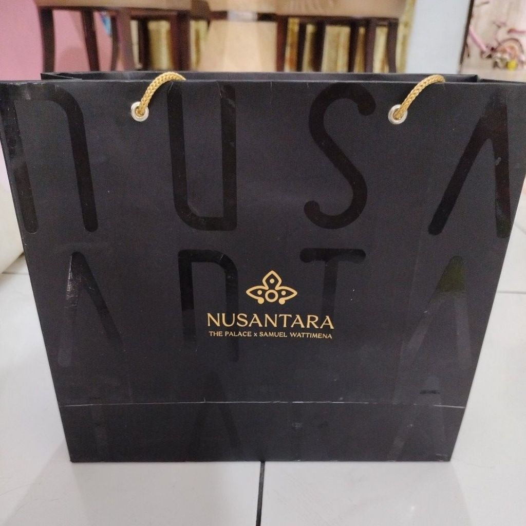 

Nusantara The Palace x Samuel Wattimena Paperbag Authentic