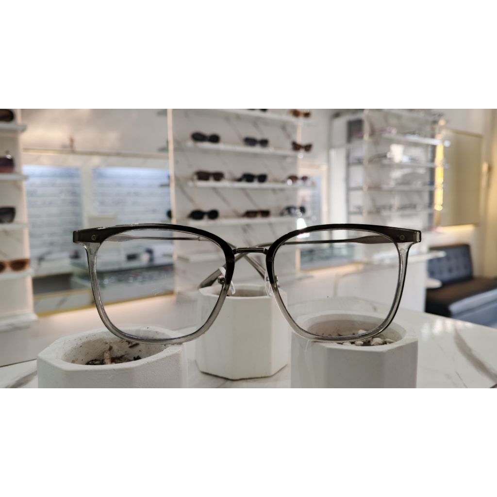 kacamata minus optik