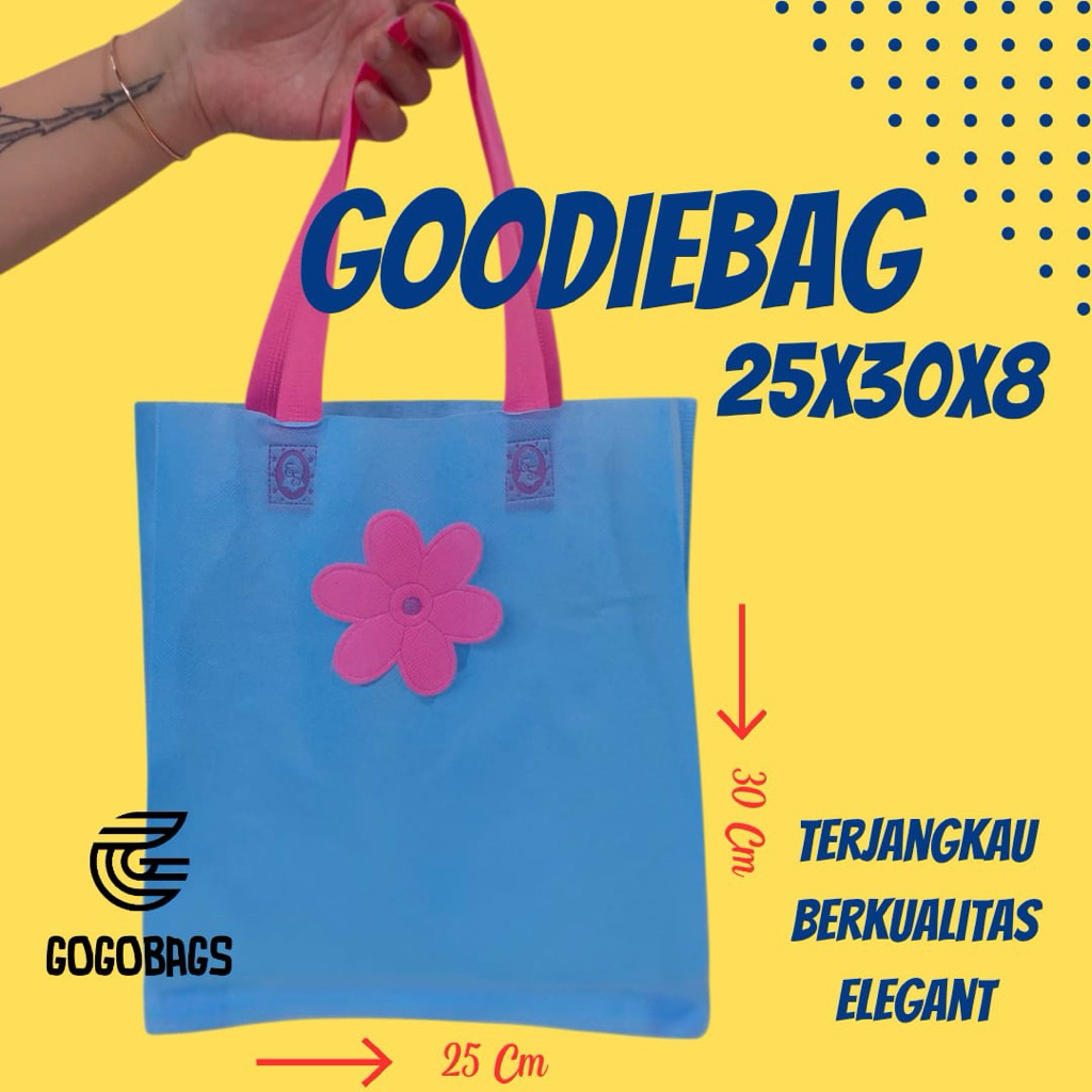 

TLS 25X30 goodie bag 25x30x8cm tas spunbond lipat samping tas snack goodie bag serbaguna tas hampers goodie bag tali tas kain 25x30x8cm goodie bag murah