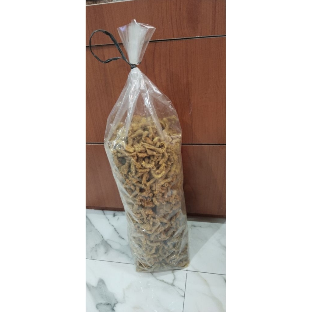 

KRIPIK USUS DAUN JERUK BALADO 1KG