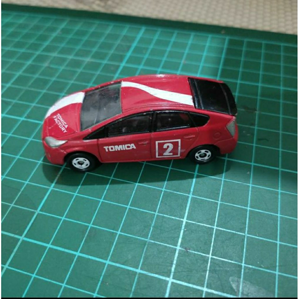 tomica toyota Prius japan