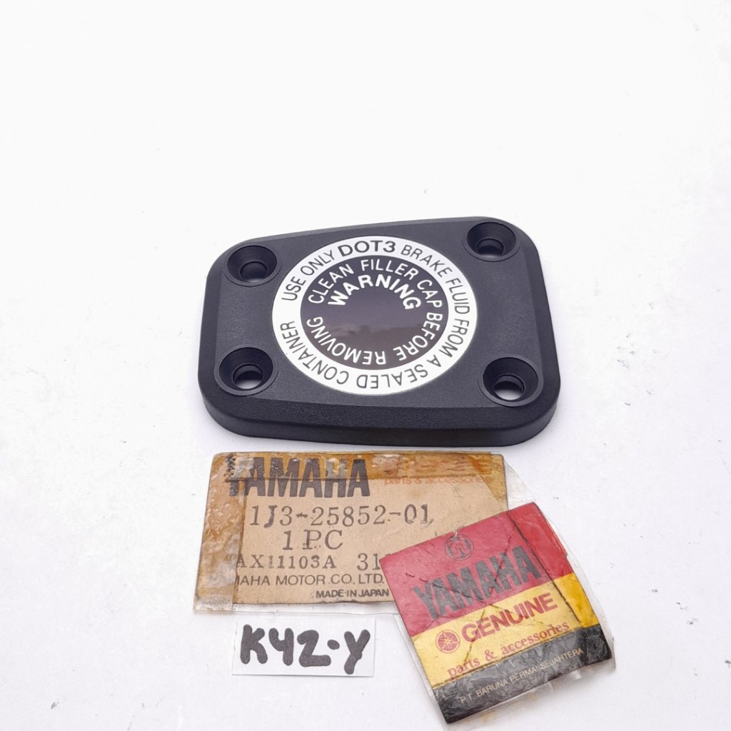 Yamaha RD125 DX RX100 RX125 TWIN XS400 TUTUP MASTER REM ORIGINAL