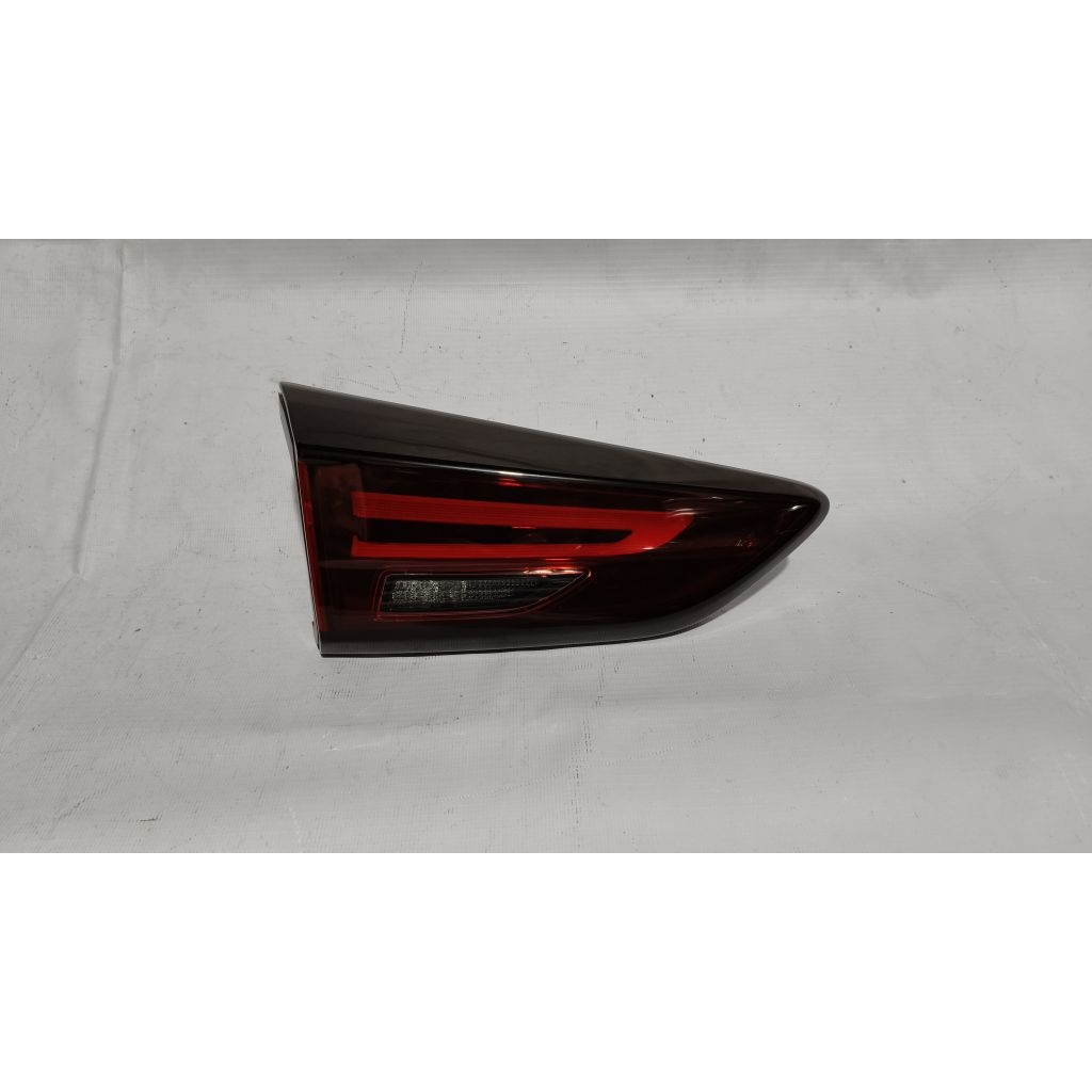 Lampu reflektor Bagasi Mazda cx3
