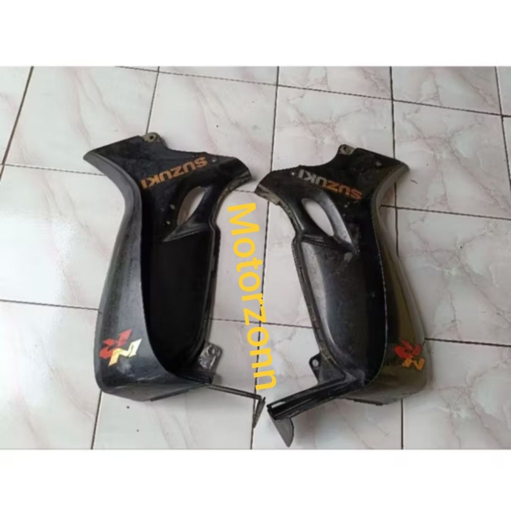 SAYAP LUAR DALAM SUZUKI SMASH 110 LAMA ORIGINAL SECOND