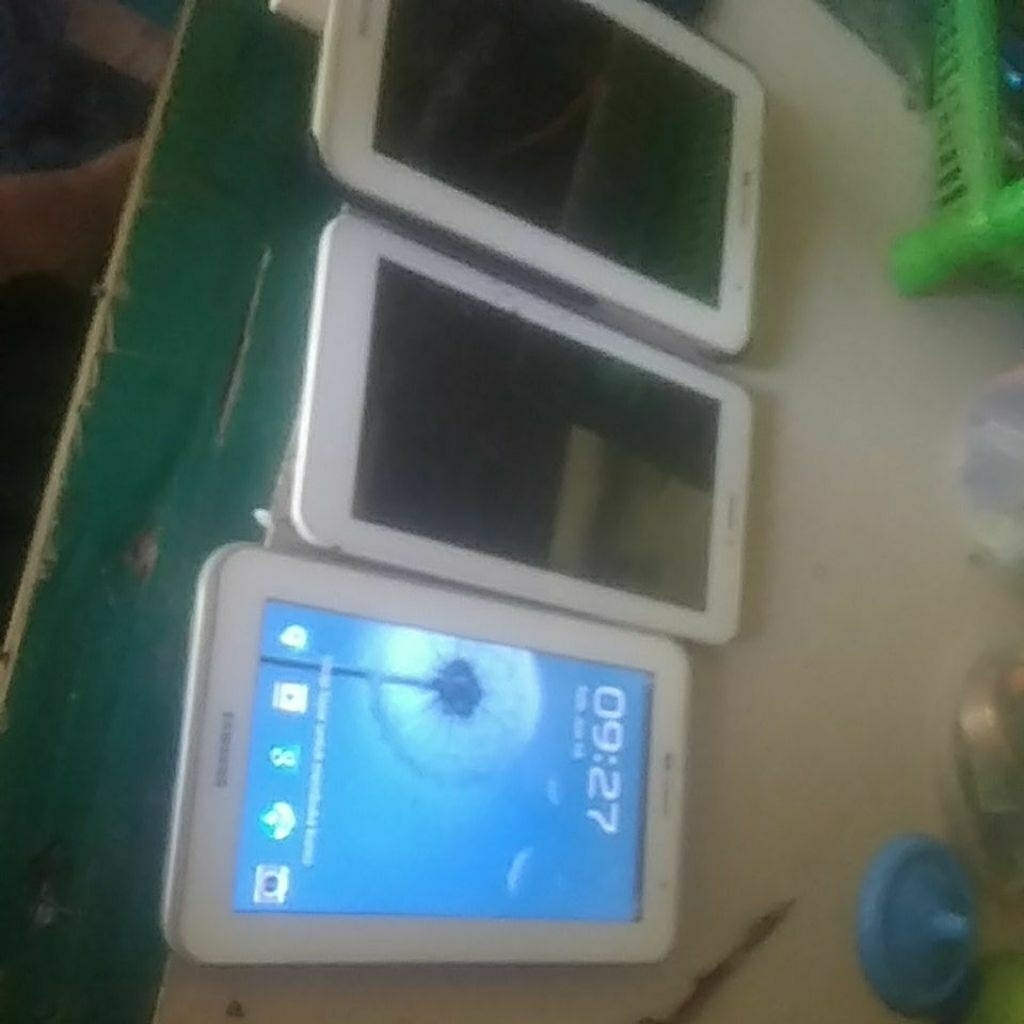 hp minus & PCB tv random tergantung ketersediaan