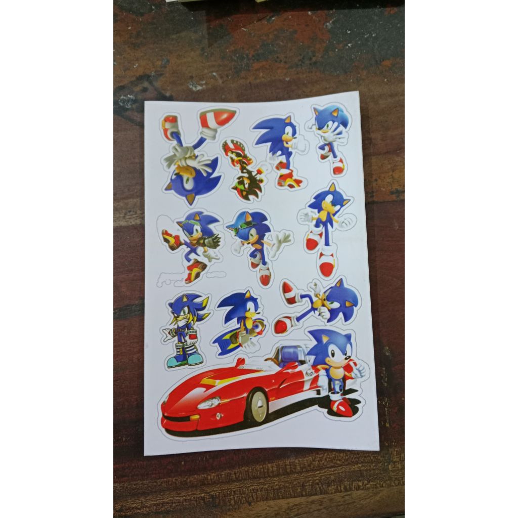 

STIKER KARTUN SONIC