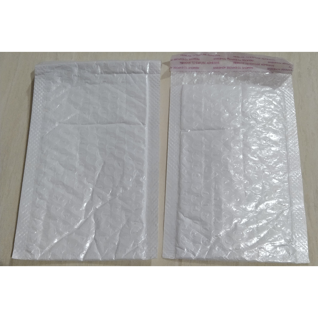 

Bubble Mailer/ Amplop Bubble Ukuran 11x19cm Warna Putih Jual PerPcs