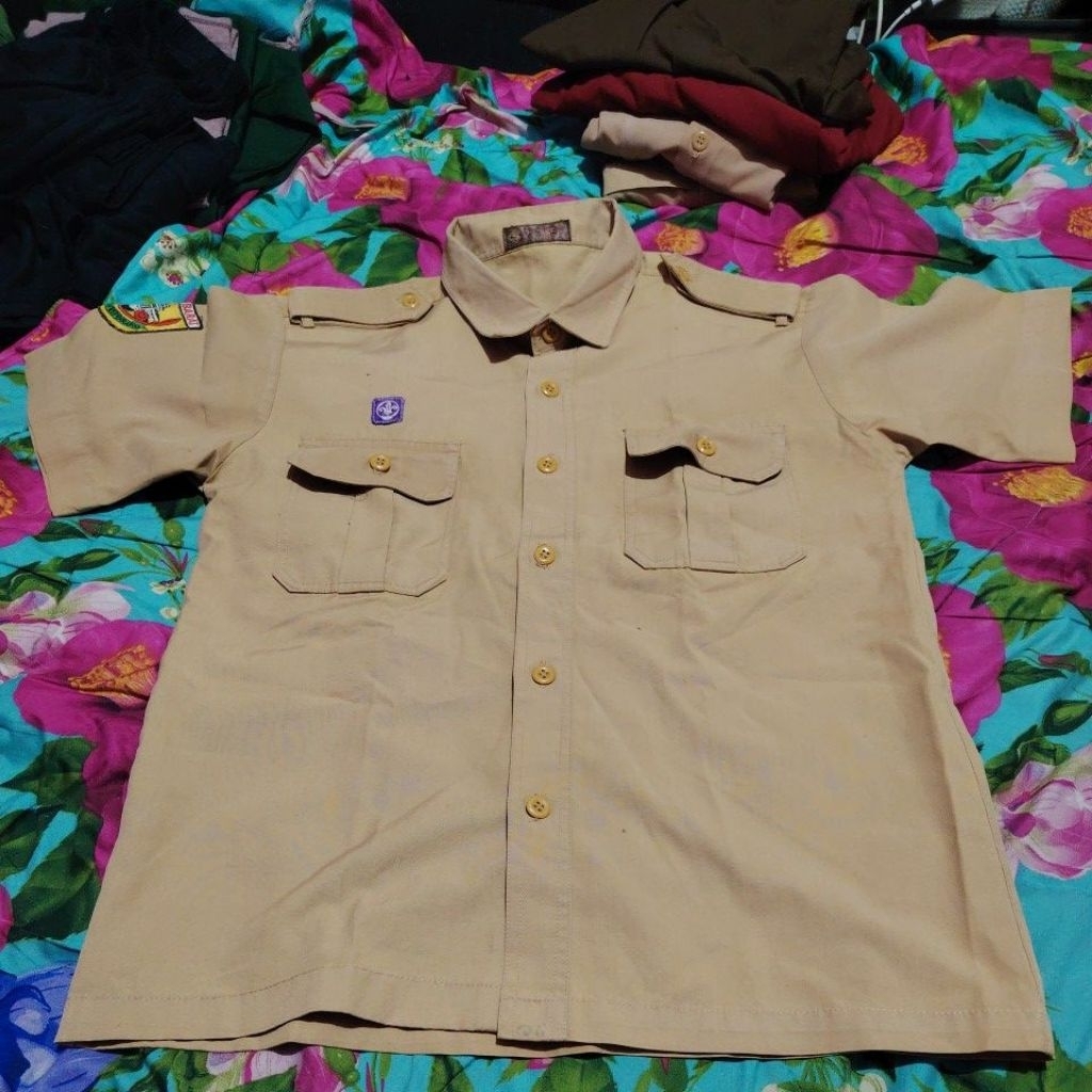 

baju pramuka