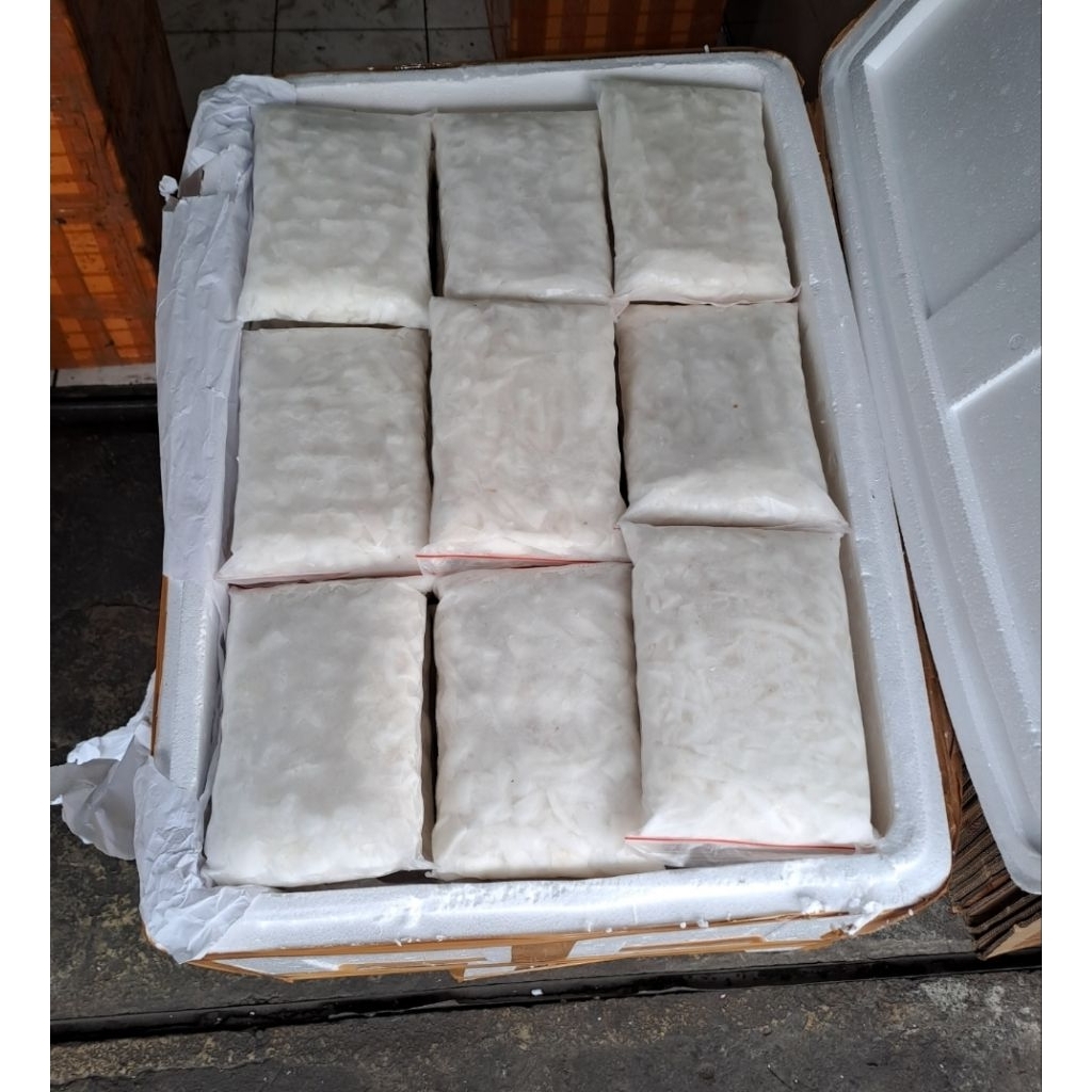 

Daging Kelapa Muda 1kg / Daging Kelapa Beku 1kg / Daging Kelapa