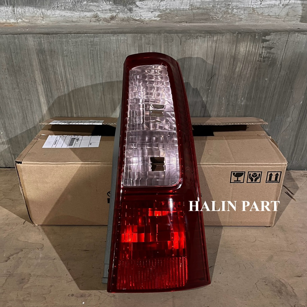 STOPLAMP/LAMPU STOP/LAMPU BELAKANG AVANZA/XENIA NON VVTI 2004-2006 ORIGINAL