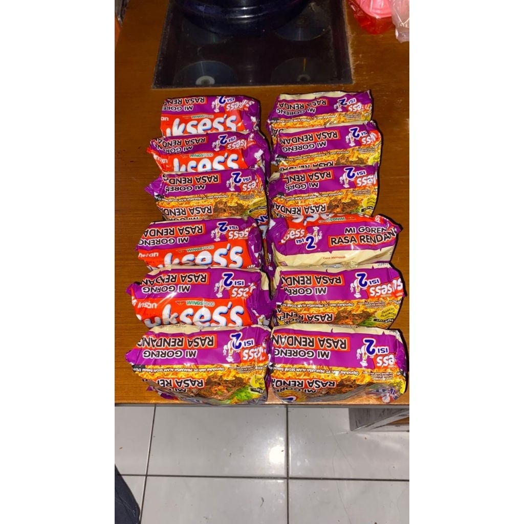 

Mie sukses isi 2 rasa rendang 132gr per12pics
