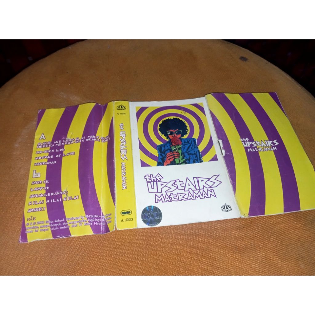 cover kaset pita band the UPTAIRS matraman