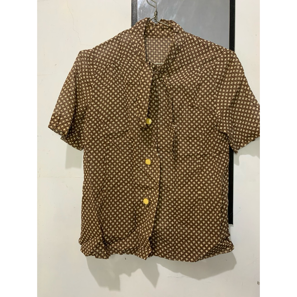 PL kemeja lengan pendek wanita