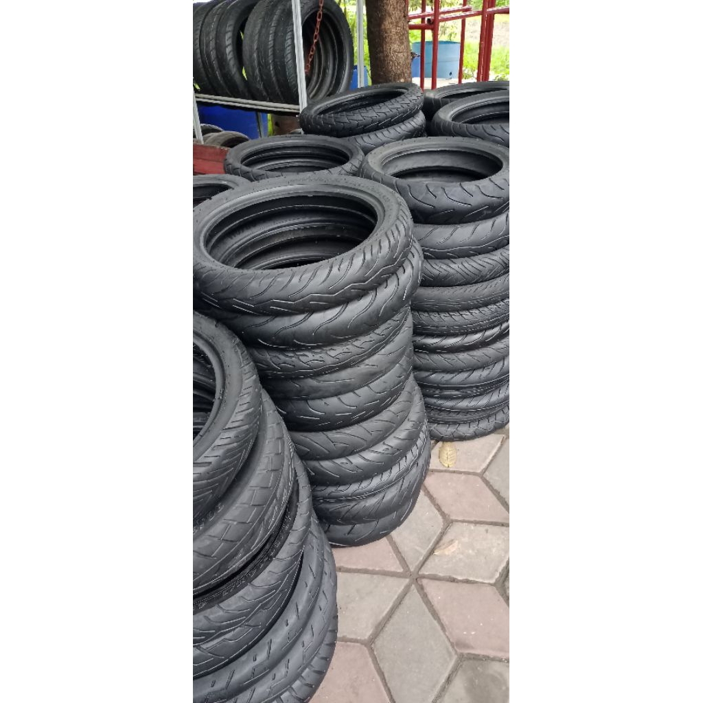 Ban tubeless ukuran 110/80 ring 17