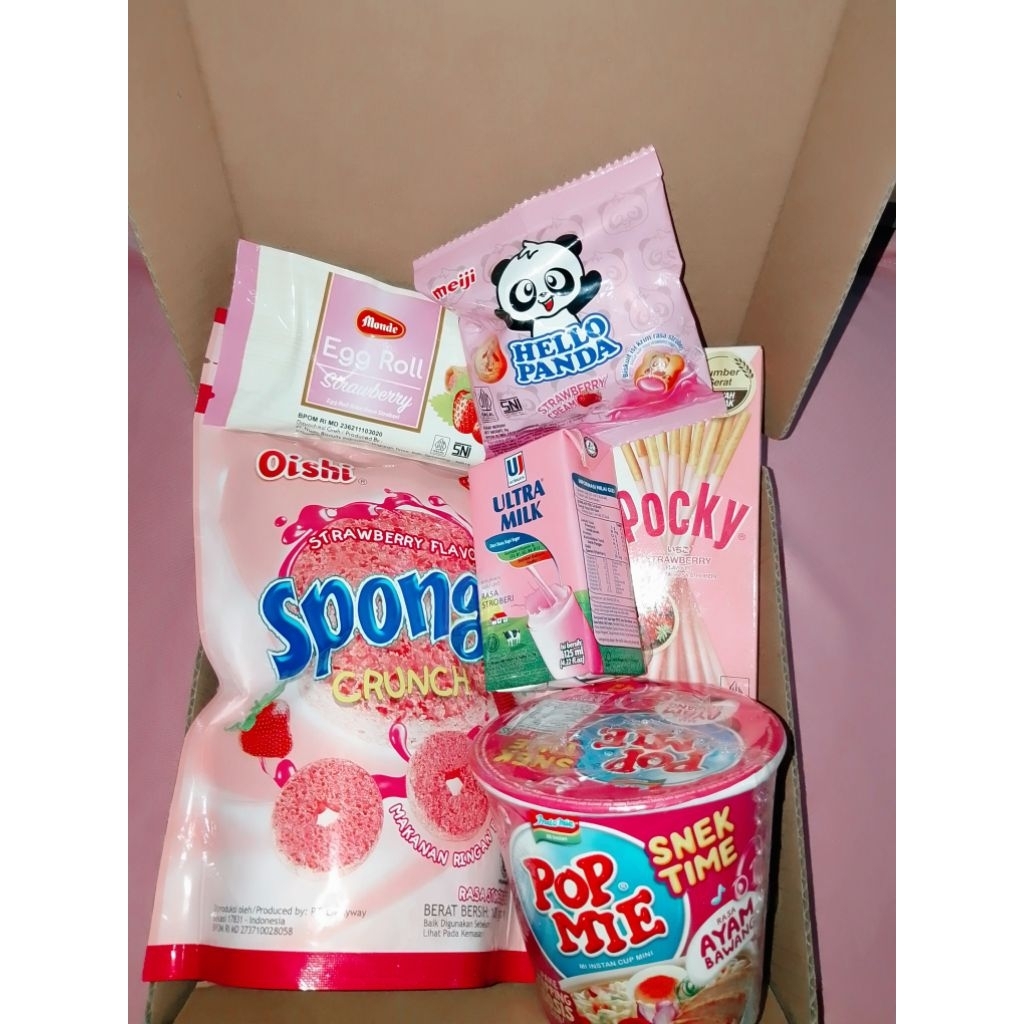 

Giftbox snack hampers (ultah, graduation, aniversary dll)