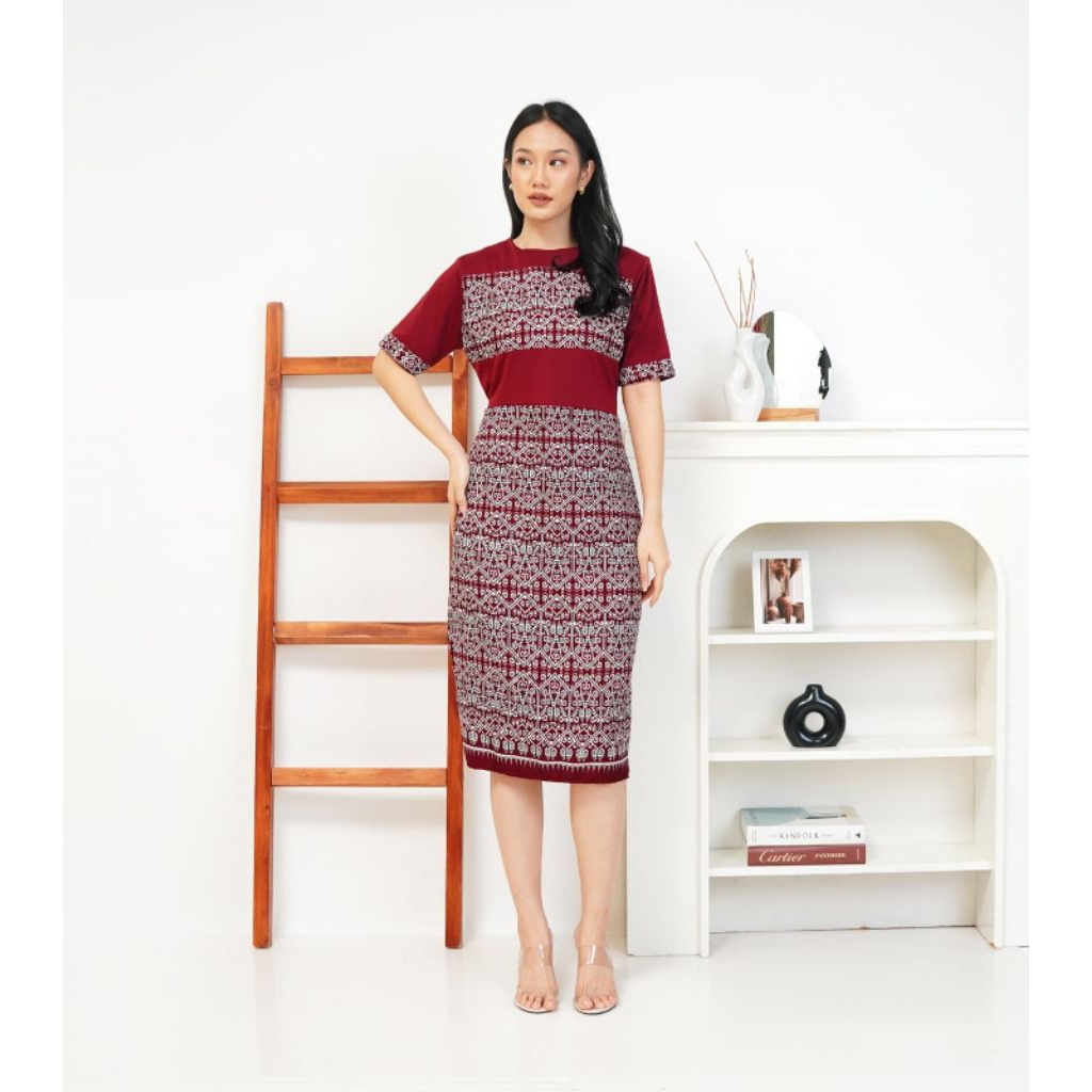 Dress Batik Motif Dayak Khas Kalimantan Barat