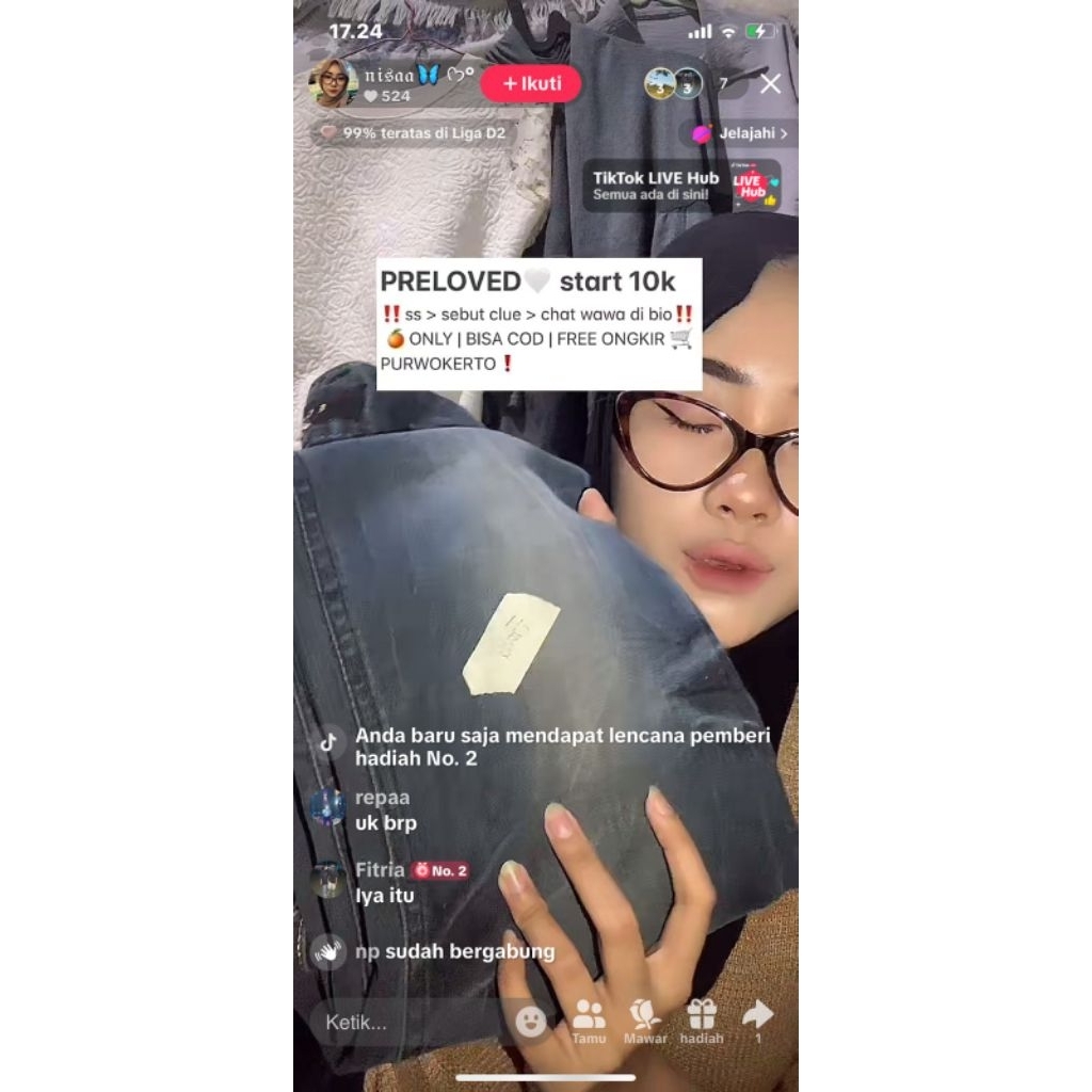 preloved jeans cut bray