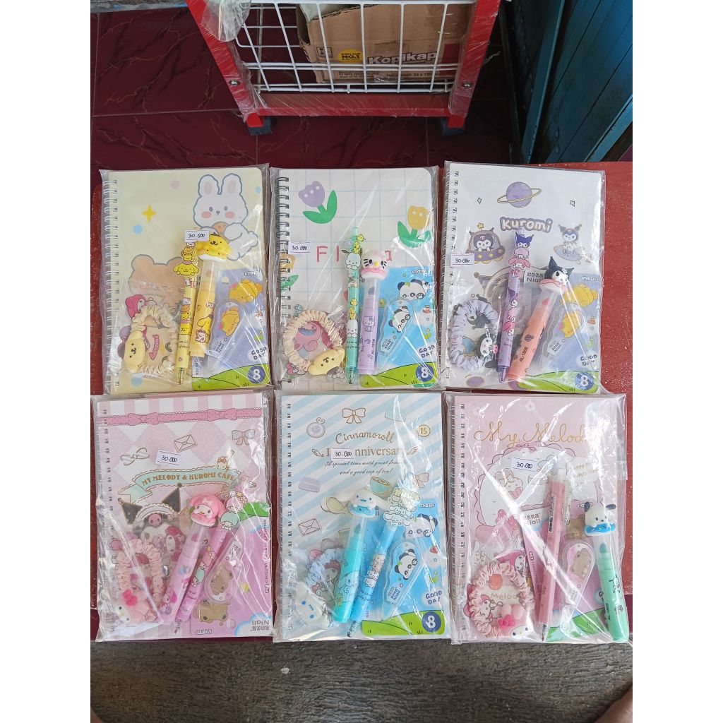 

set alat tulis komplit