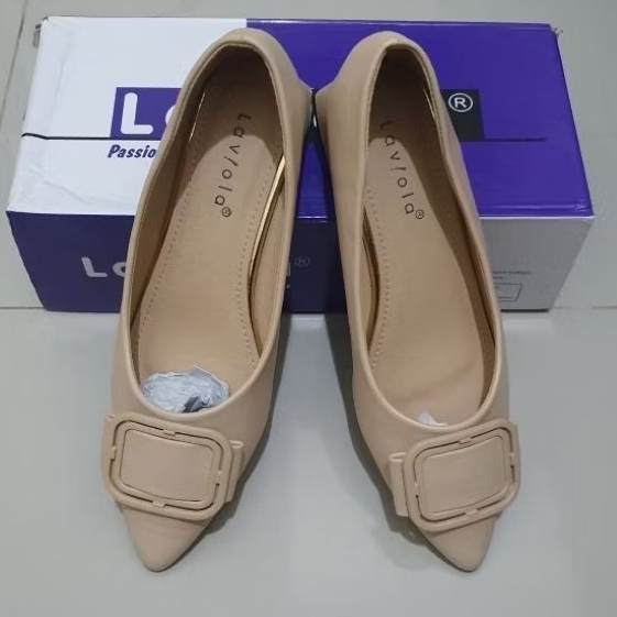 Sepatu Wanita Flat Shoes Hak Pendek Laviola [Preloved]