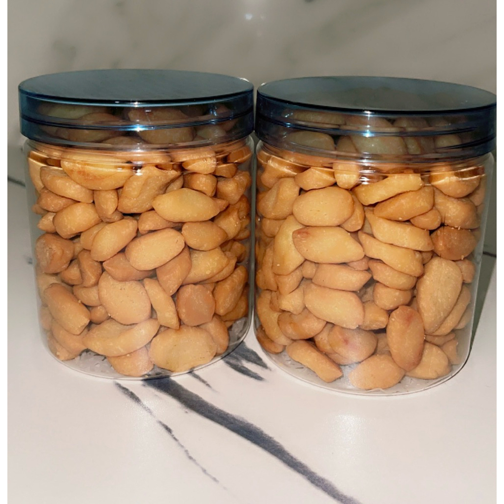 

kue biji ketapang