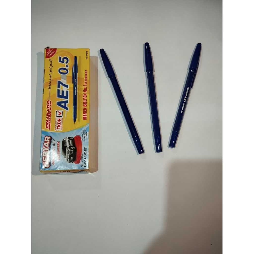 

BOLPOIN/BOLPEN/POLPEN STANDAR AE 7 MERAH, BIRU, HITAM ISI 12 PCS