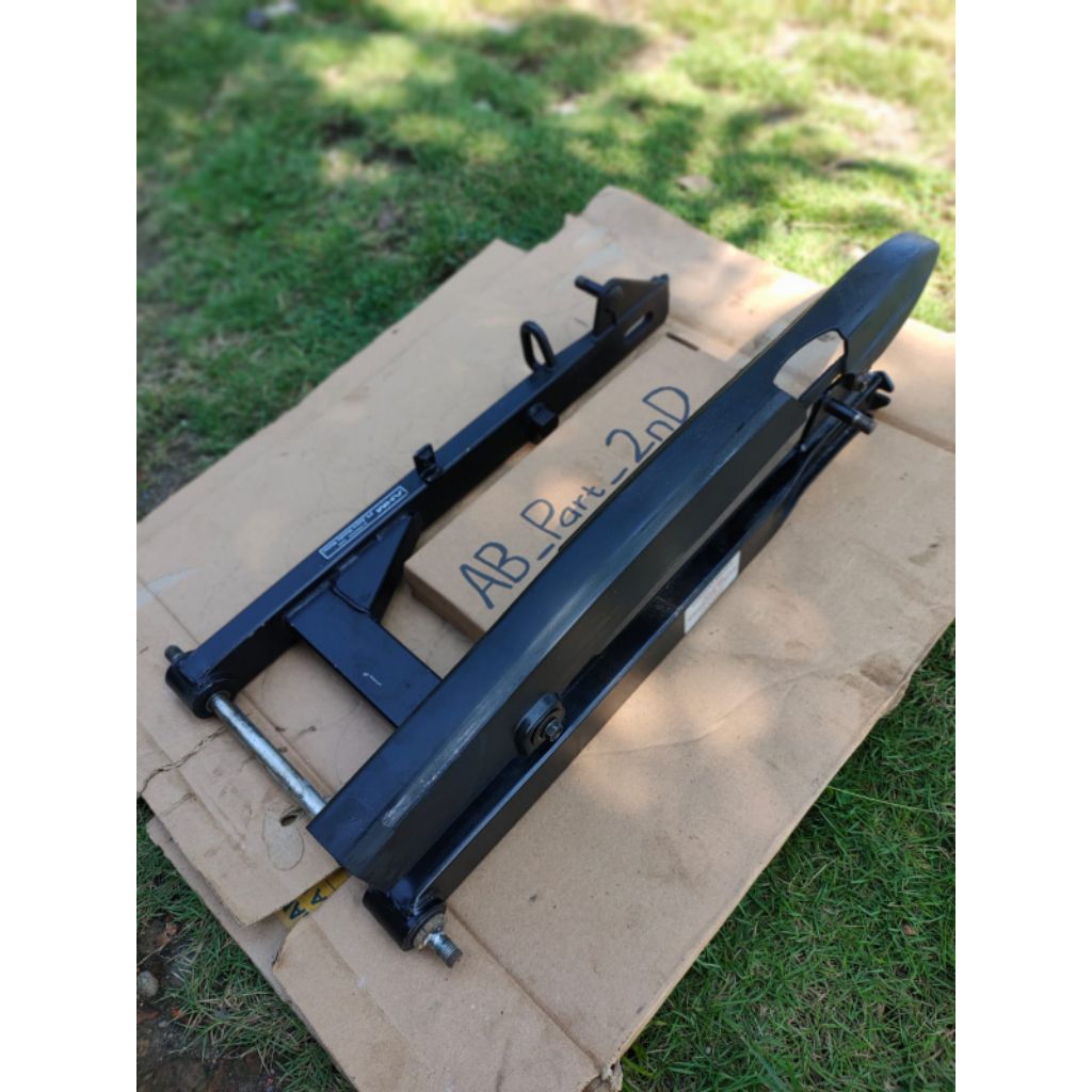swing arm supra x 125 DD/ swing arm sura DD/ swing arm honda supra x 125 double disk original