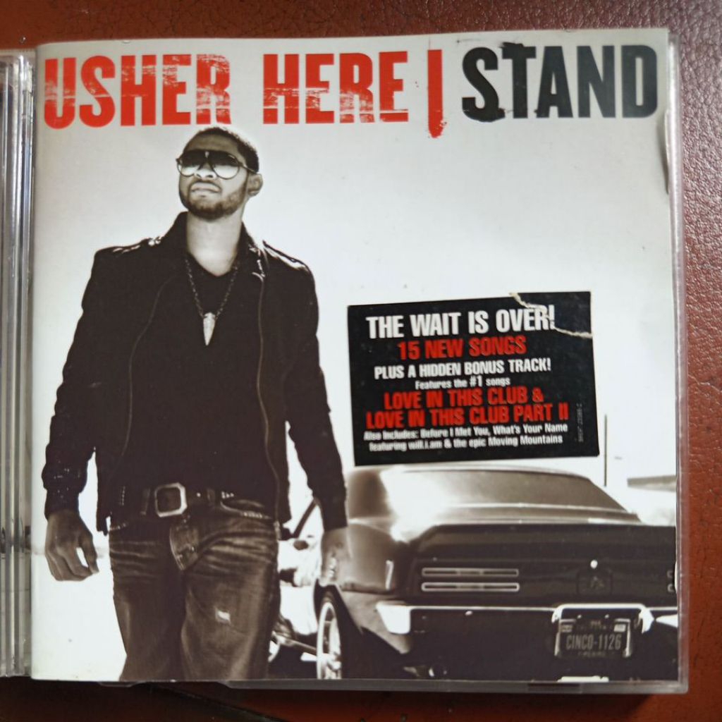 CD Musik USHER HERE stand