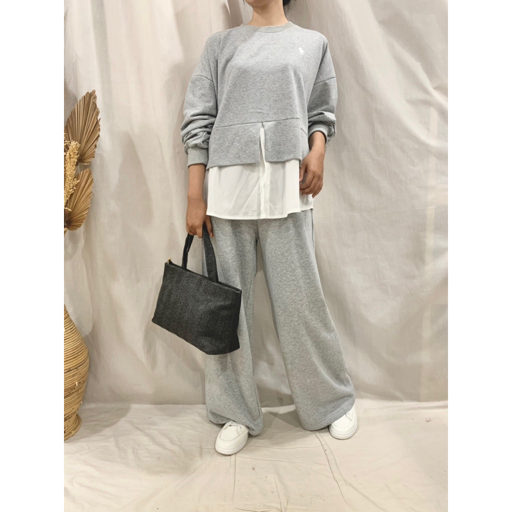 Sweater Polo Komb Wanita