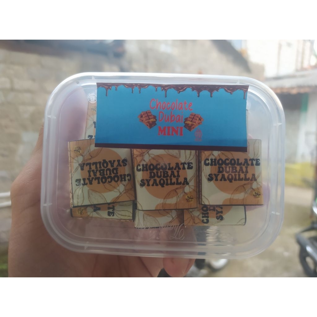 

COKLAT DUBAI PREMIUM COKLAT DUBAI MINI