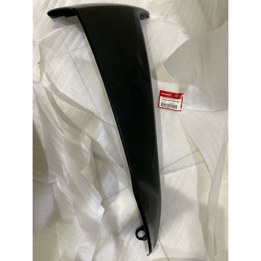 SayapKananKarismaHitam/64430KPH880FMB