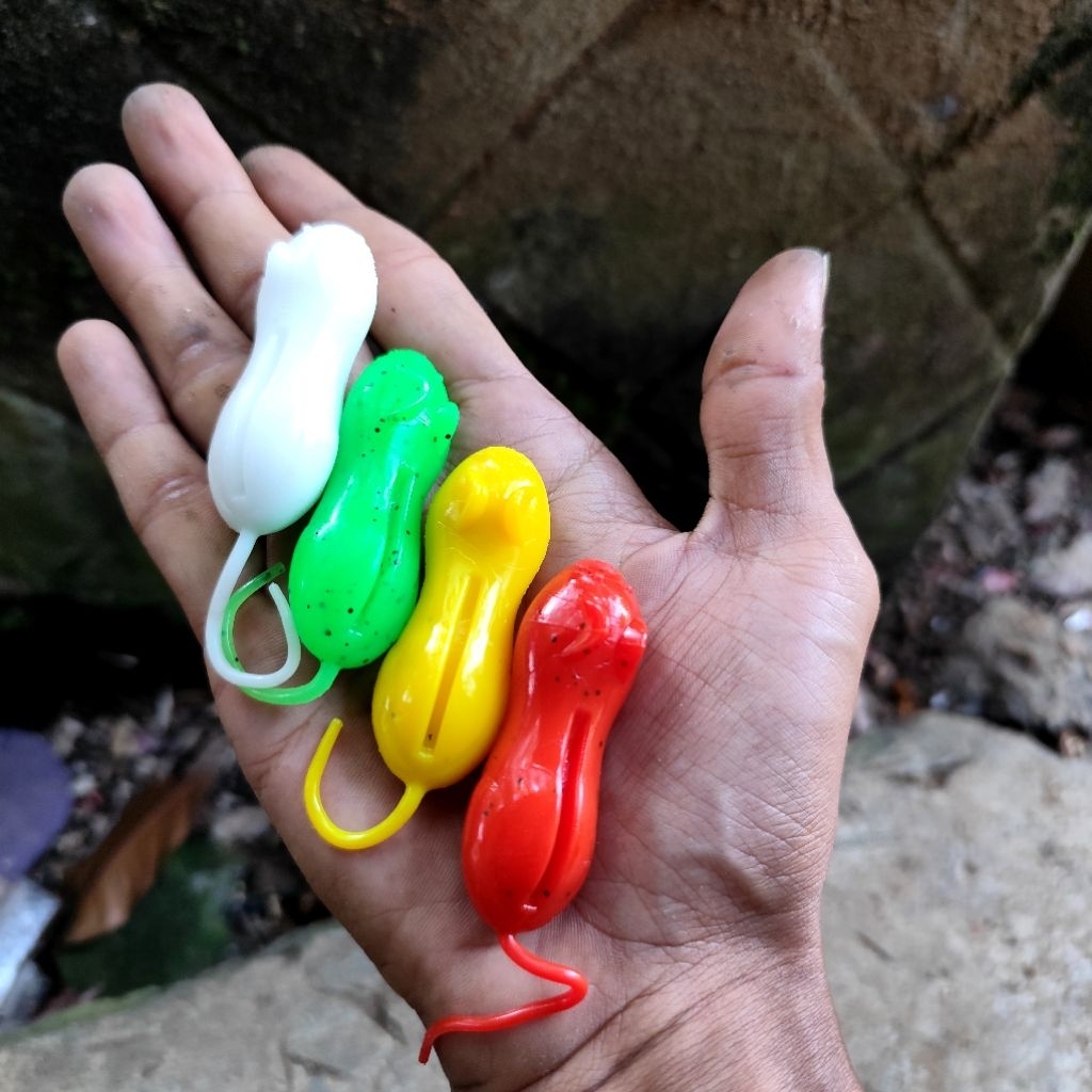 Softlure skipping model tikus top water 10gram 6 cm + hook siap pakai || soft lure wtd || umpam cast