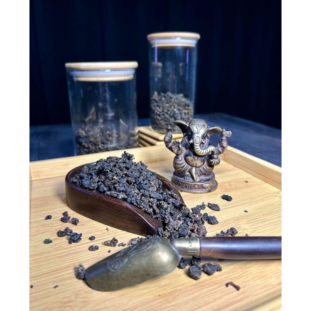 

Teh Gaba "Black Jack" | Karya Master Jack | Cokelat Hitam & Karamel |