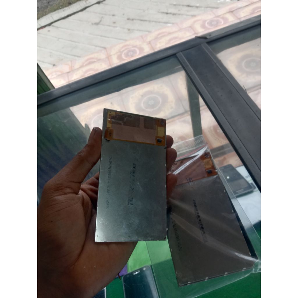 lcd Samsung J2 PREM and J2 biasa ori copotan