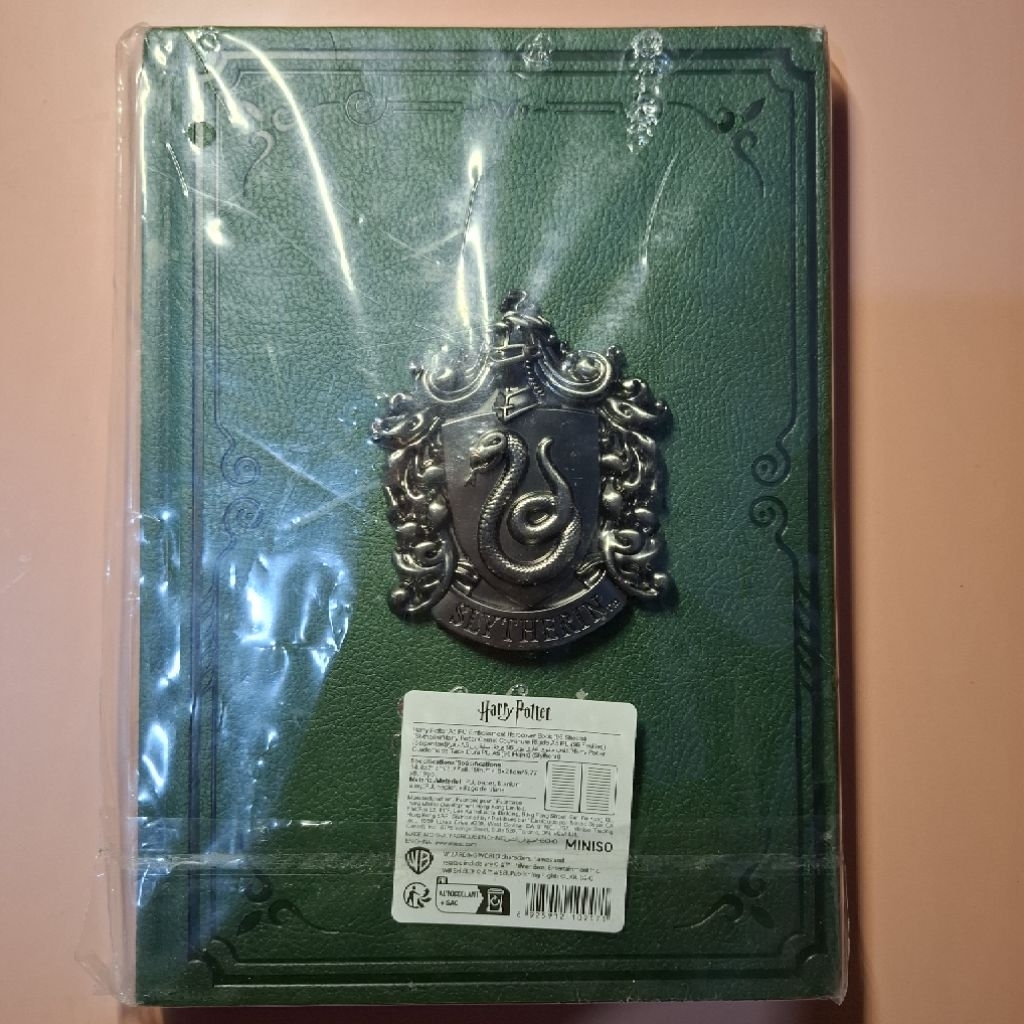 

MINISO Harry Potter Notebook Slytherin - buku catatan note book harpot
