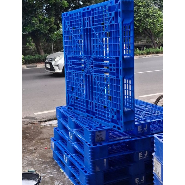 

KODE F32P pallet plastik ukuran 11x11x12