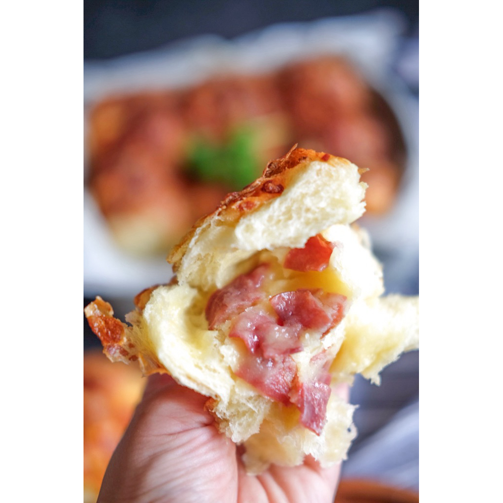 

Smoked Beef & Cheese Milk Bun