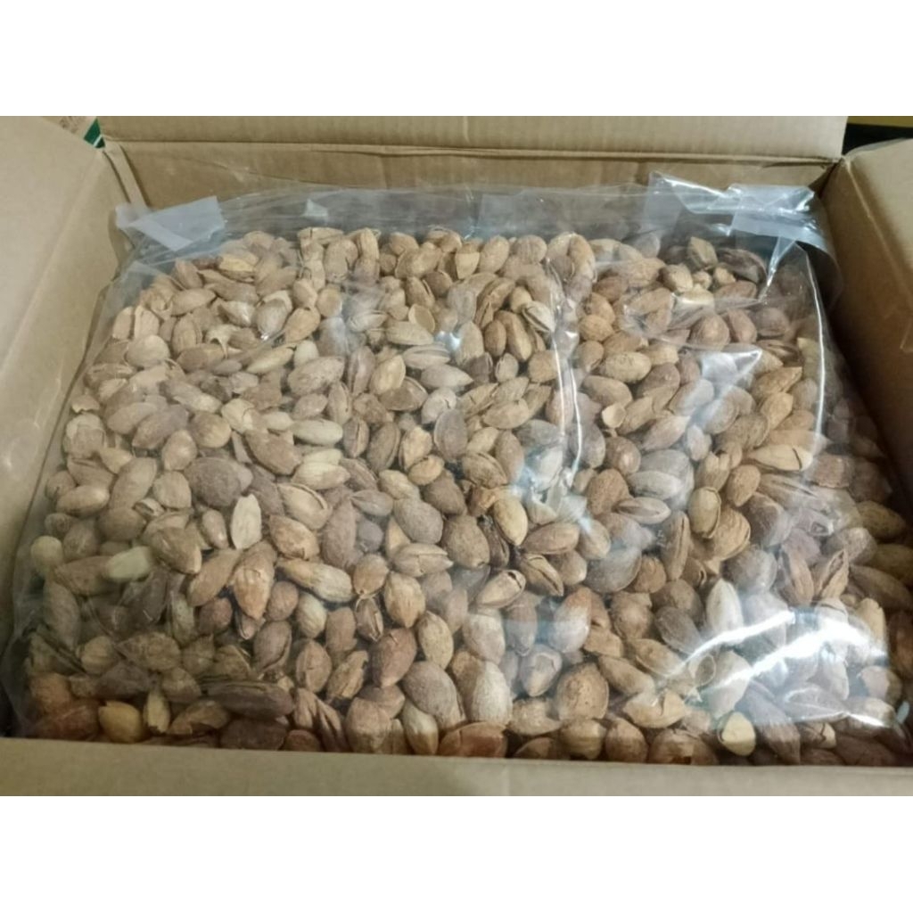 

Kacang Pistachio dan Kacang Almond Panggang Kemasan 1 Kg