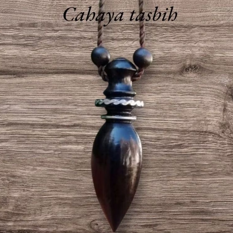 LIONTIN KAYU GALIH KELOR hitam asli kelor Jawa tenggelam motif bunga kembang kantil ukir timah Buka 