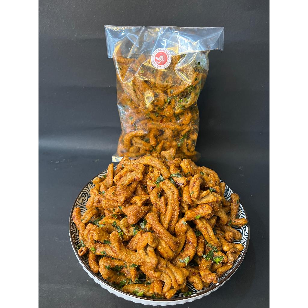 

Forcysn Usus Crispy Daun Daun Jeruk / Keripik Usus Crispy Pedas Gurih Bumbu Khas Tasikmalaya