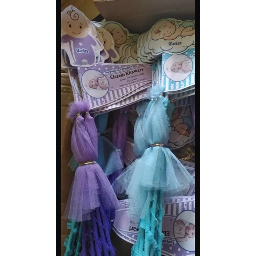 bendera aqiqah tile karakter