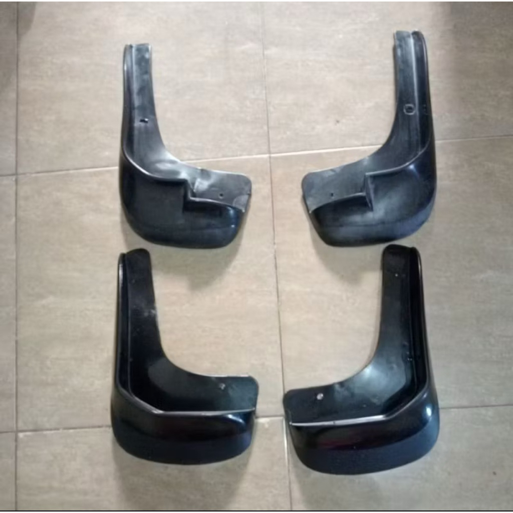 Mud Guard karpet lumpur Avanza New VVTI 2008 2009 2010 2011