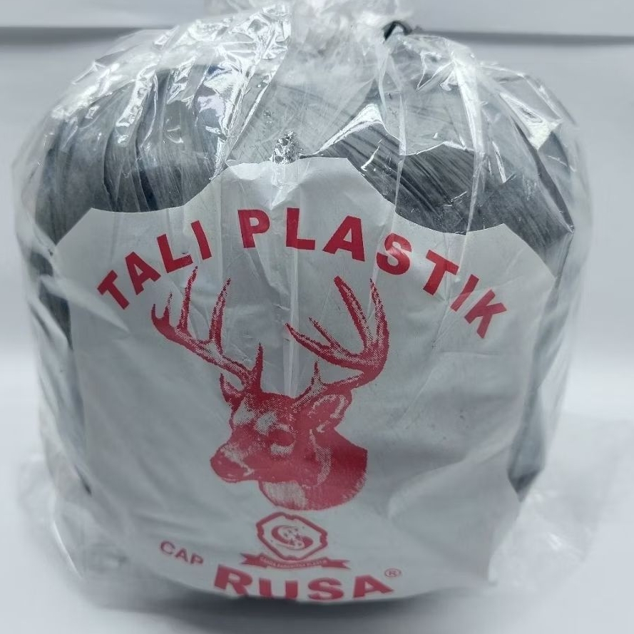 

TALI RAFIA PLASTIK HITAM CAP RUSA MERAH(500GR)