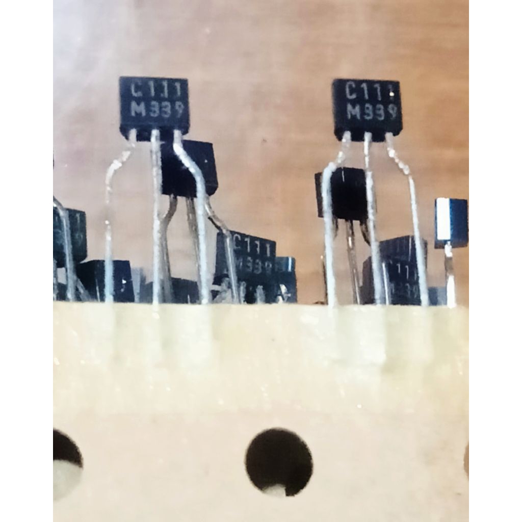C111 Transistor NPN