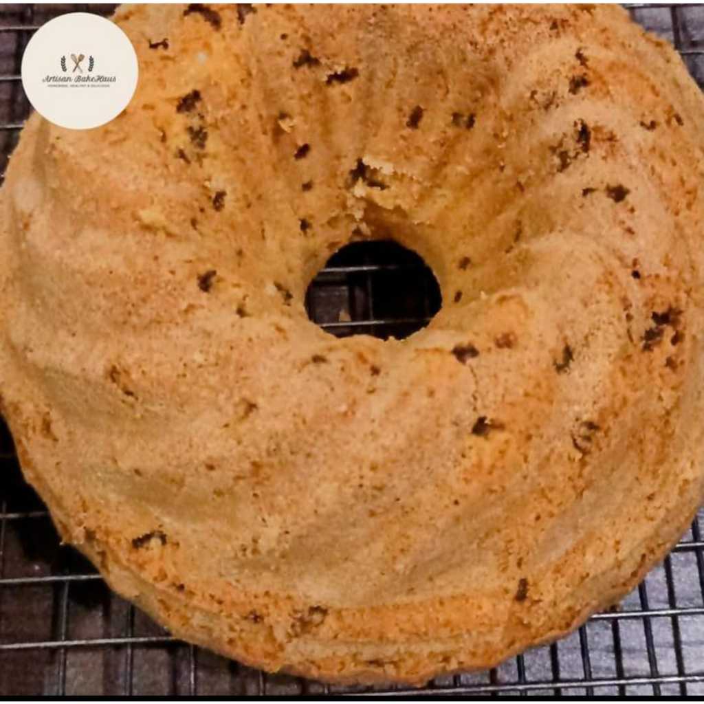 

Vanilla Yogurt Straciatella Cake