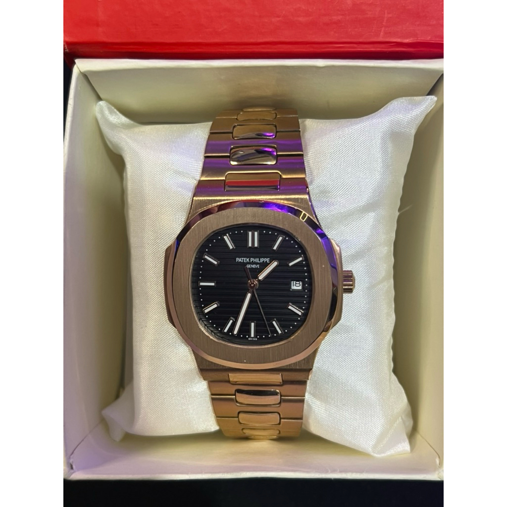 Patek Philippe 5711/1r Rose Gold 42mm Black Dial