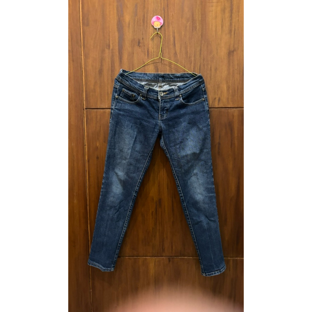 [Pre Loved] Celana Jeans Pensil Warna Biru Tua
