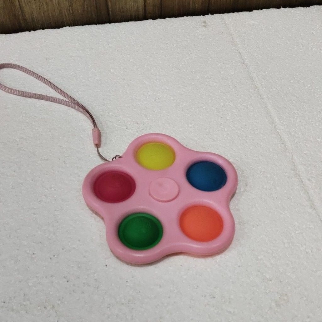 Simple Dimple Pop It mutar fitget spinner