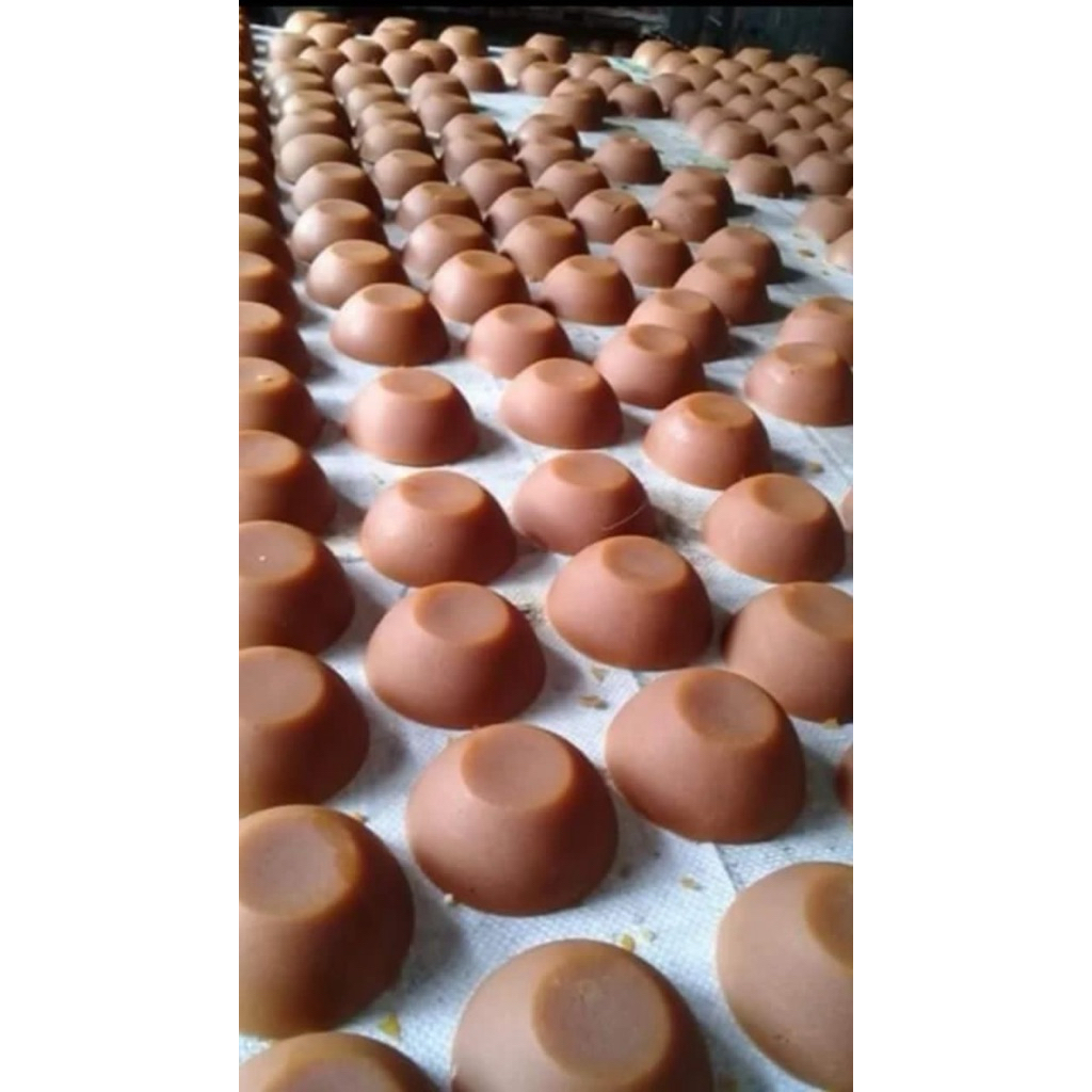 

GULA MERAH LUMAJANG CETAKAN MANGKOK KUALITAS TERBAIK KEMASAN 1kg isi 5pcs