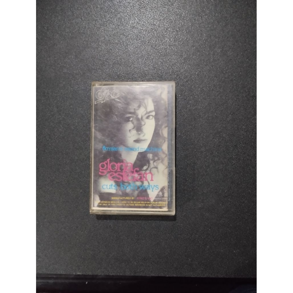 Kaset Pita Gloria Estefan
